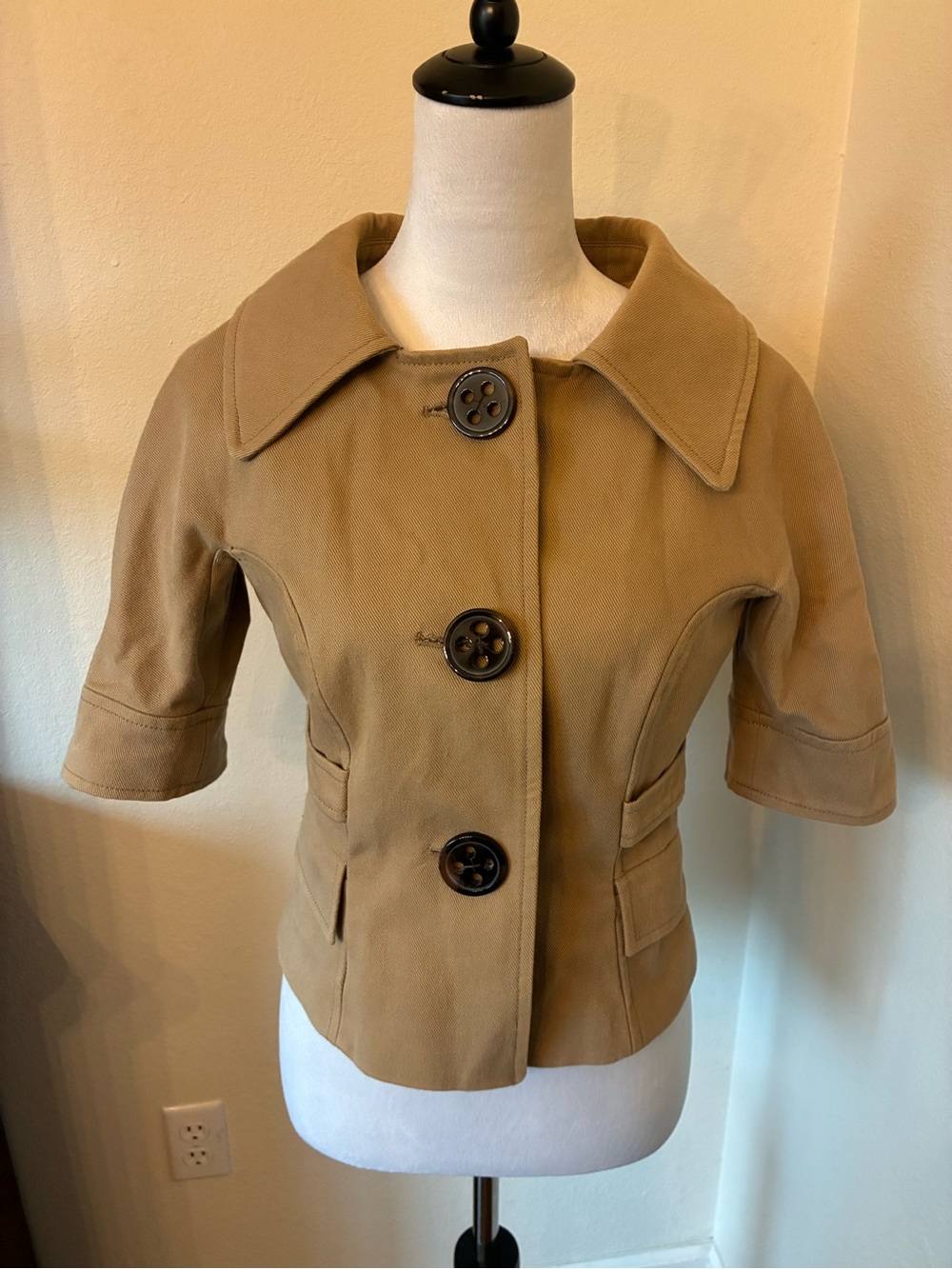 Zara Tan Short-Sleeve Button Front Blazer
